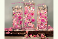 Schwimmende rosa Kirschblüten-Seidenblumen und Rosenquarz-Rosa-Meerglas – jede füllt 1 Gallone für Ihre Vasen – mit schwimmendem Gel-Set mit abgemessenem Vorbereitungsbeutel – Option für tauchfähige Lichterketten – Vasendekorationen